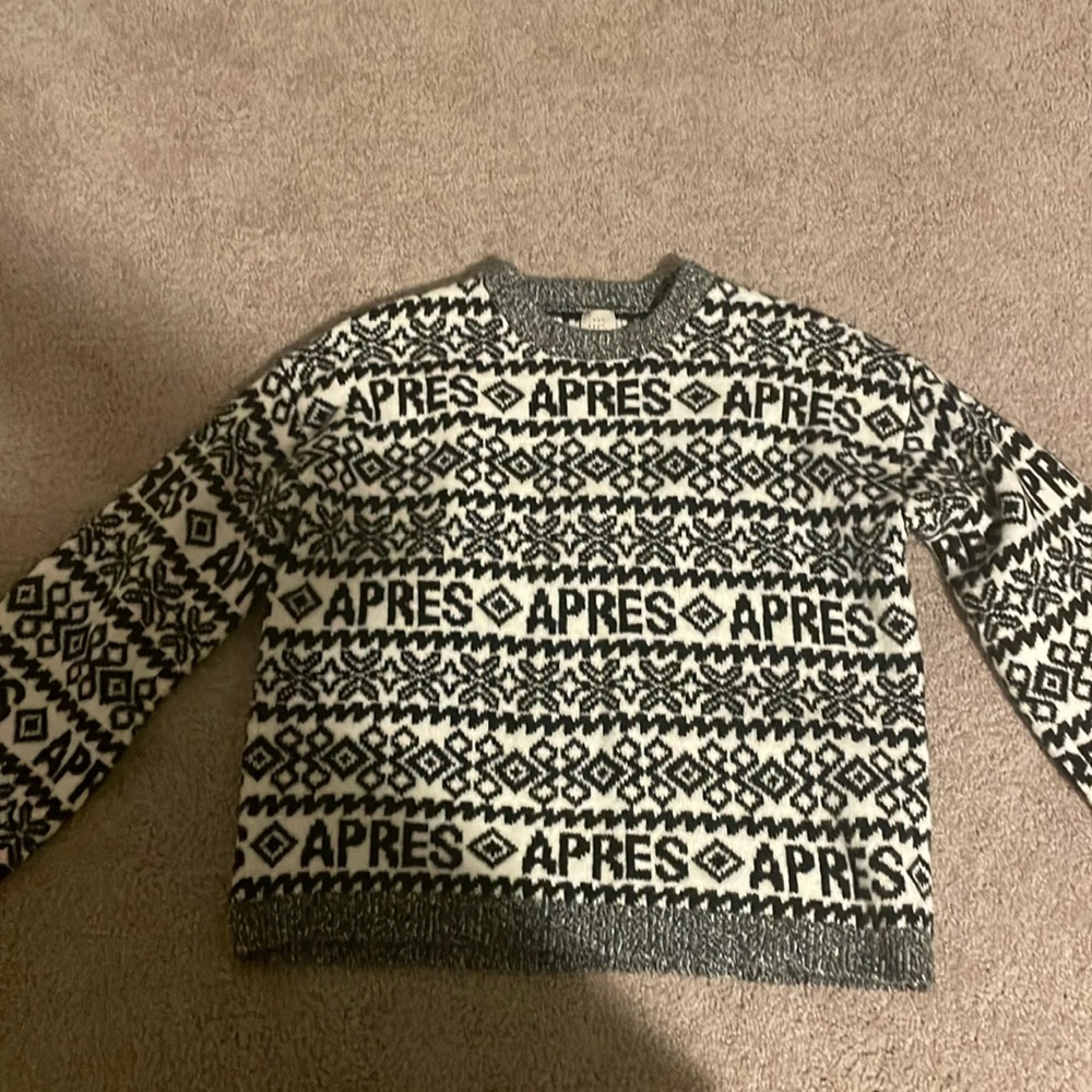 Target sweater medium - wore once
